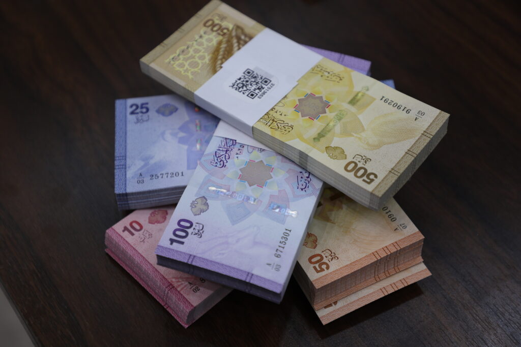 Statistic Analysis of Charts